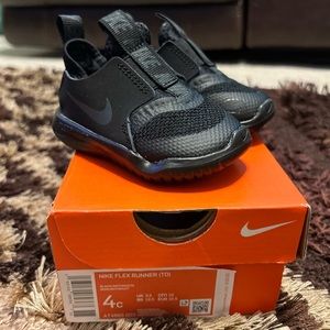 Baby Boys Nike Flex Runner sneakers